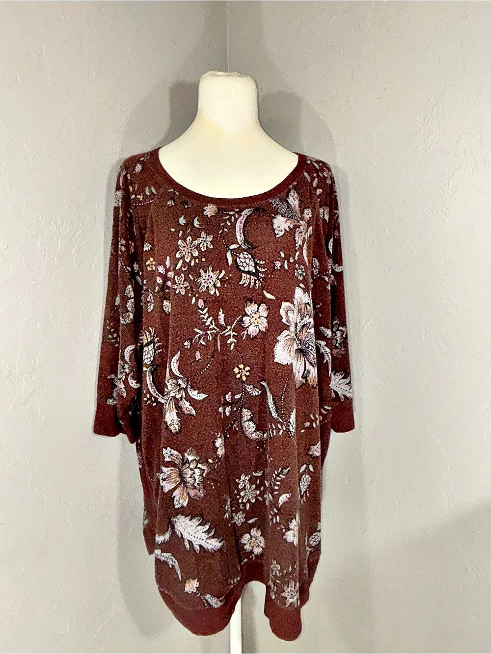 Maurices Floral Tunic Top in Brown & Pink Size 3X Like New